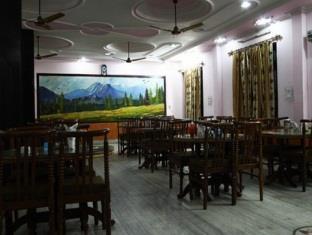 Dev Hotel Haridwar Exterior photo